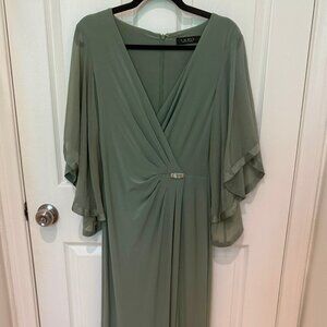 LAUREN RALPH LAUREN MINT GREEN JERSEY V-NECK MAXI GOWN NEW WITHOUT TAGS (NWOT)